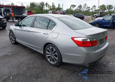 2014 Honda Accord Sport z USA, uszkodzony, nr VIN 1HGCR2F57EA068039